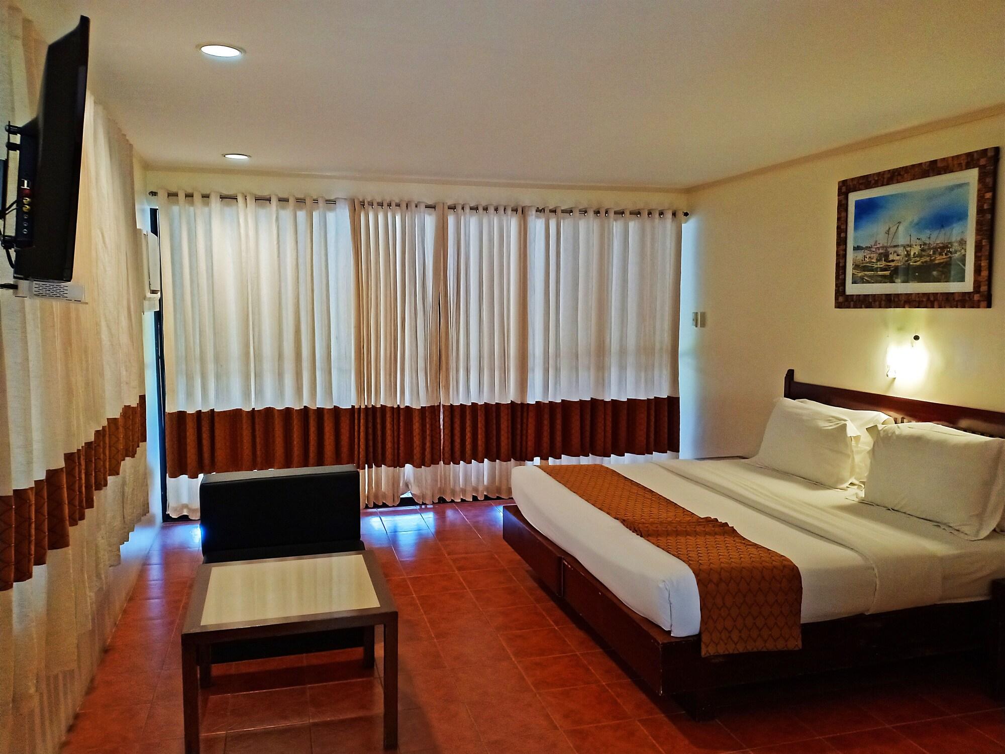 San Antonio Resort Roxas City Eksteriør billede