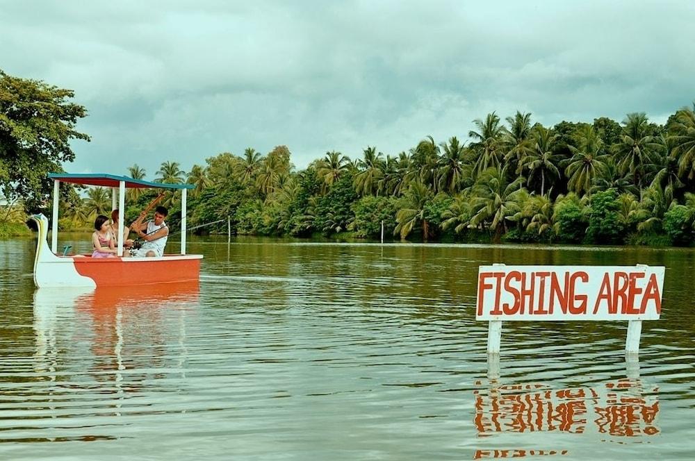 San Antonio Resort Roxas City Eksteriør billede